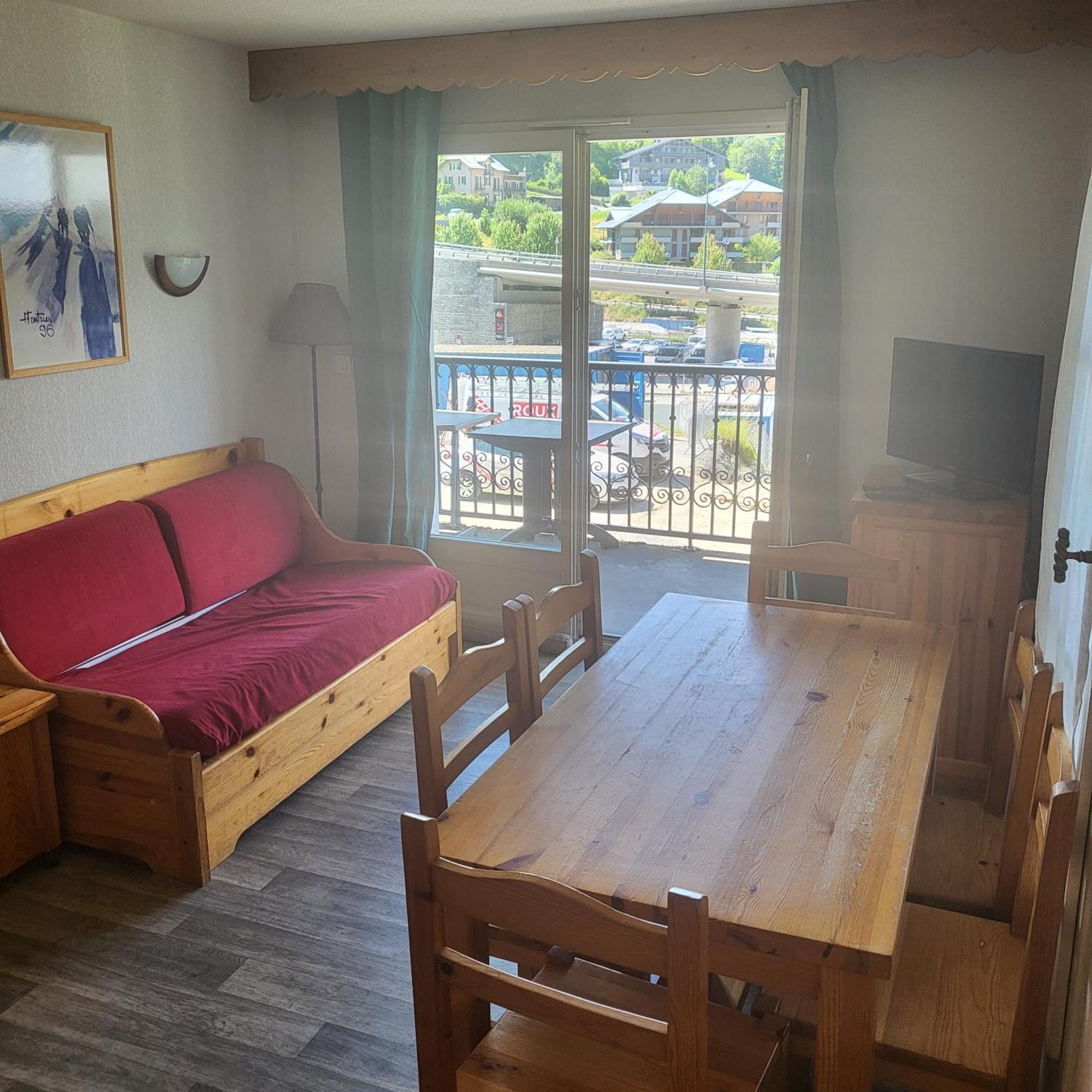 Be First On The Lift Each Morning! 2Bed Apt. 6 Pax Сен-Жерве-Ле-Бэн Экстерьер фото